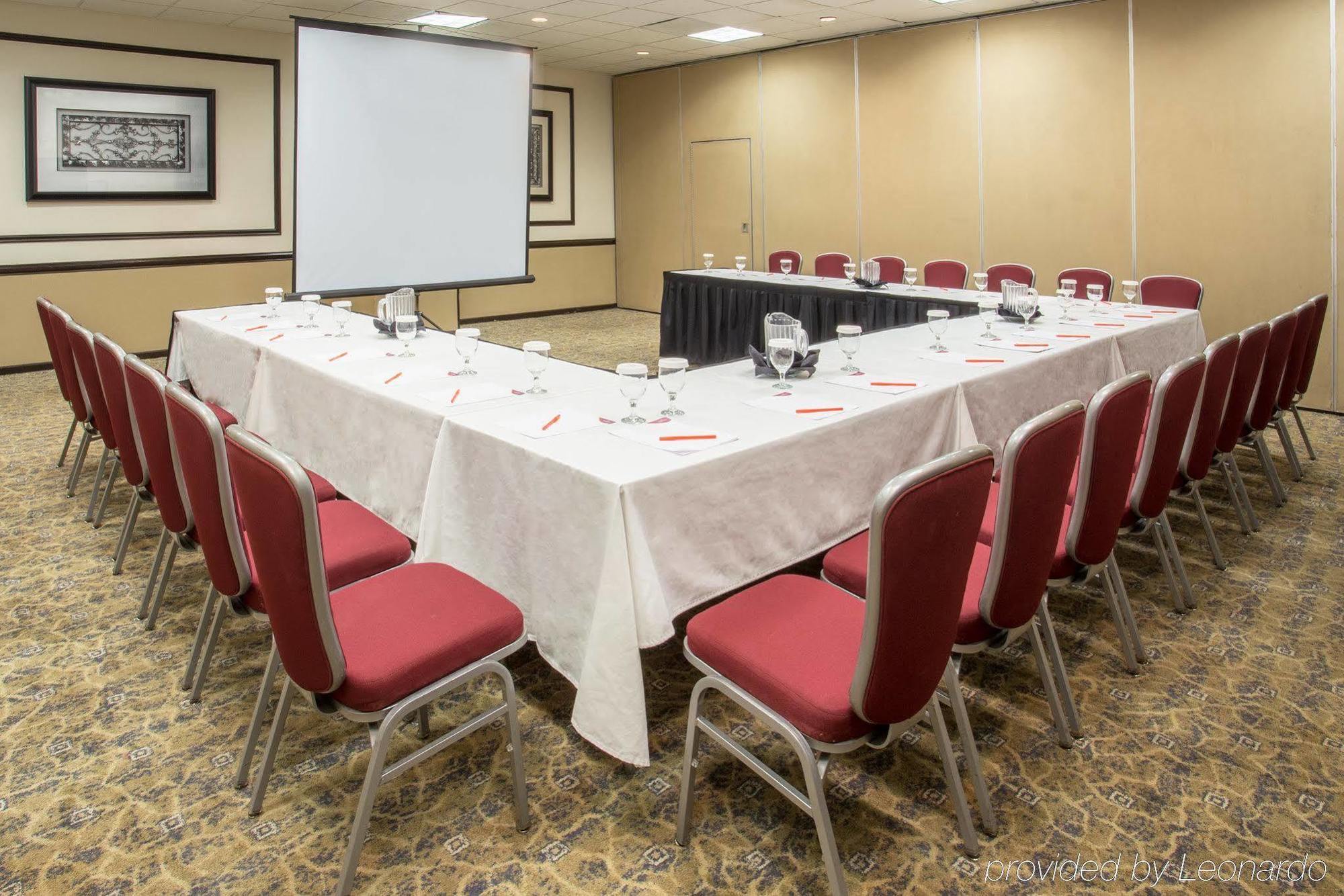 Crowne Plaza Suites Houston - Near Sugar Land Eksteriør bilde