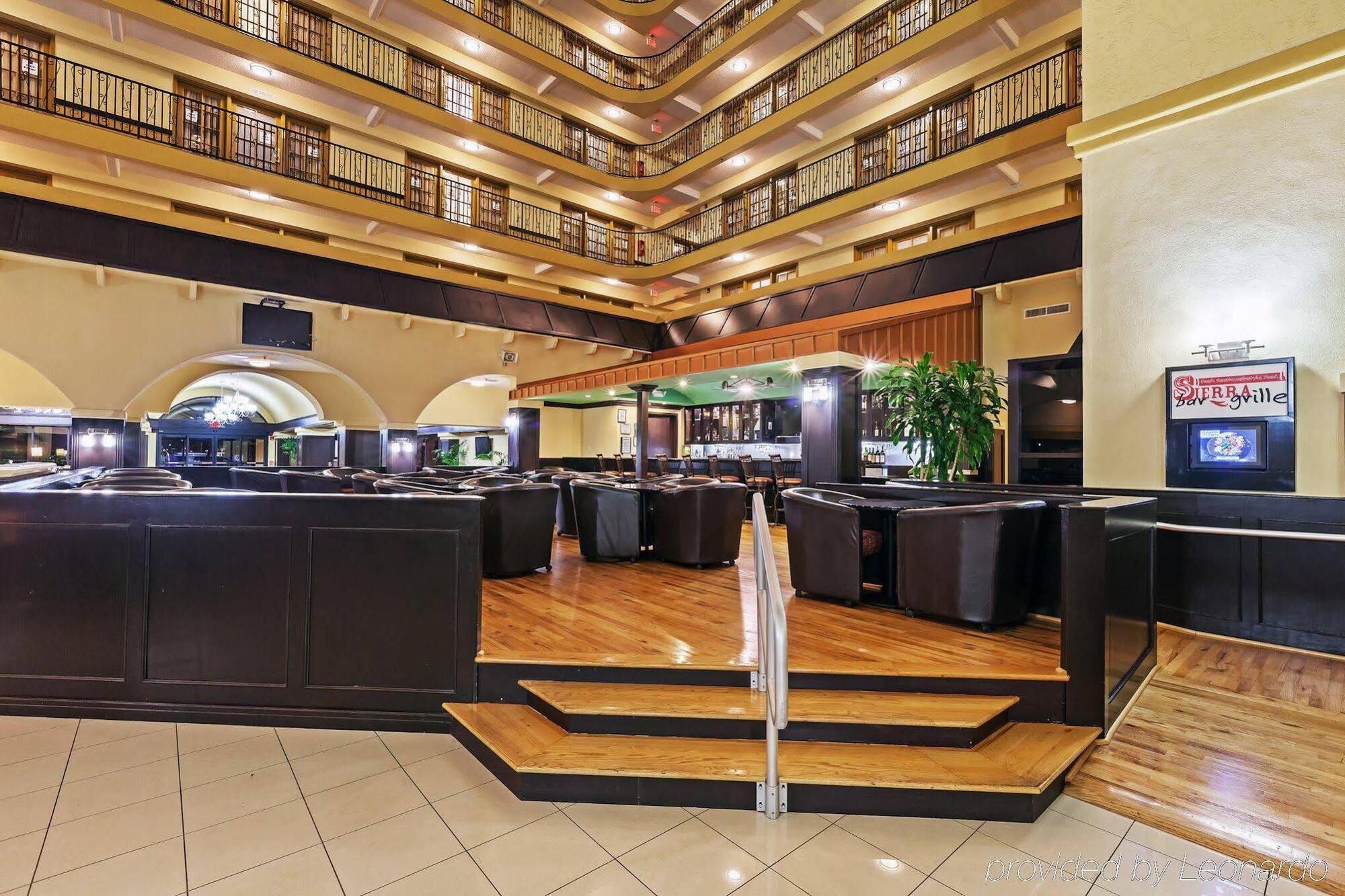 Crowne Plaza Suites Houston - Near Sugar Land Eksteriør bilde