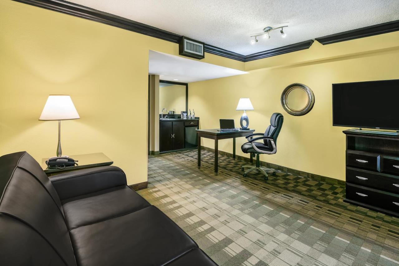 Crowne Plaza Suites Houston - Near Sugar Land Eksteriør bilde